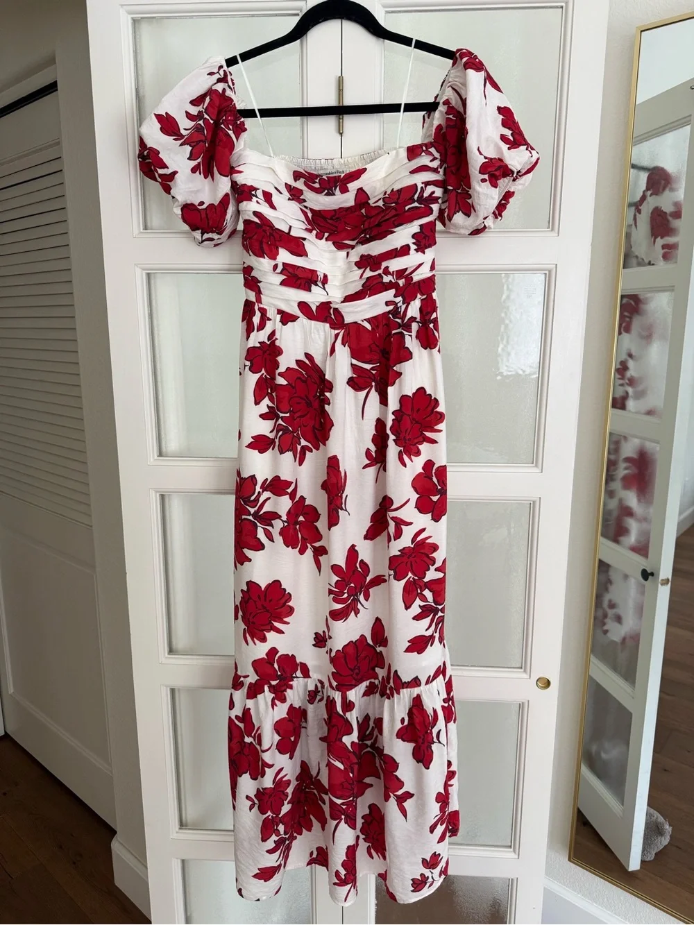 Abercrombie and fitch Emerson off the shoulder red and white floral maxi dress